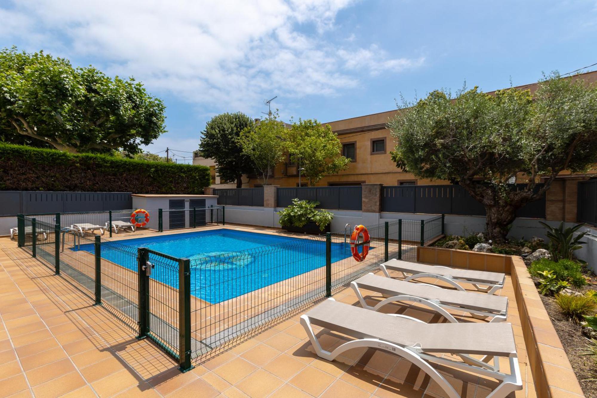 Aparthotel Vilassar Vilassar De Mar Kültér fotó
